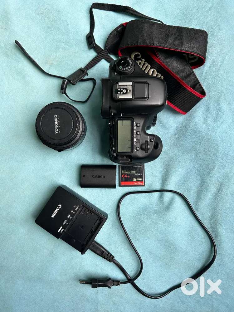 Canon 7D mark 2 with 50mm Yongnuo
