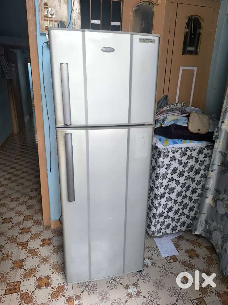 Whirlpool Double Door Fridge