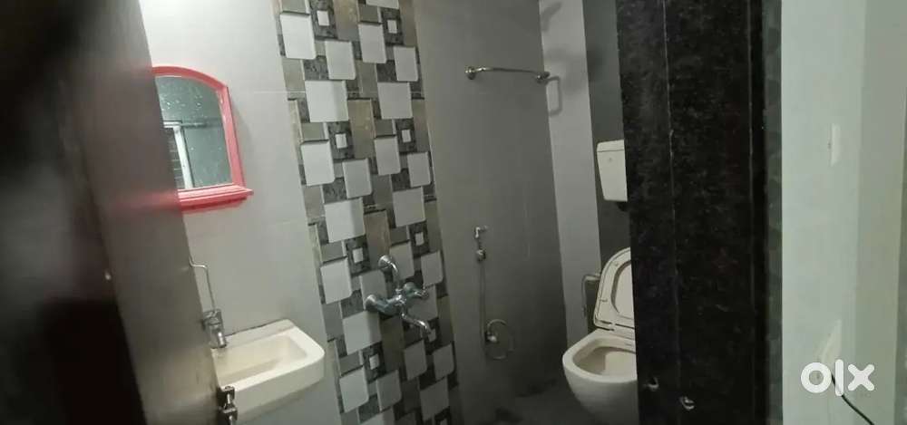 2 bhk flat rental prime location