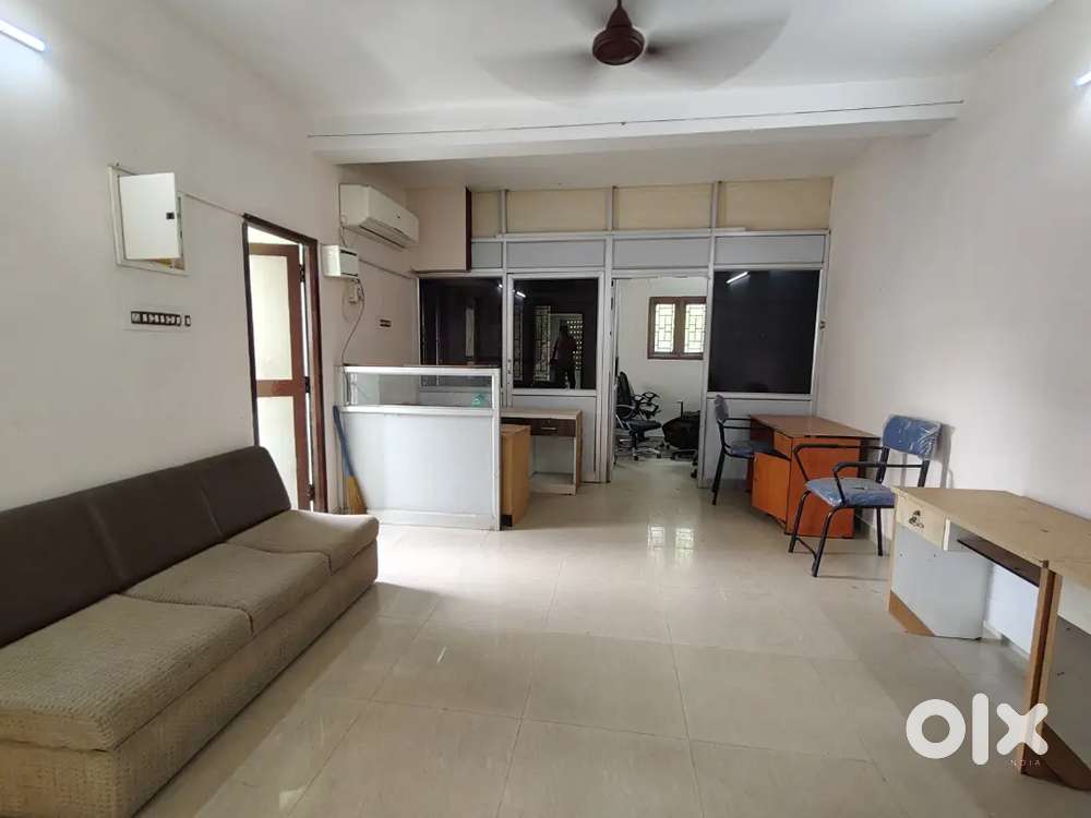 COMMERCIAL OFFICE FOR RENT VADAPALANI/ASHOK NAGAR NR METRO STATION