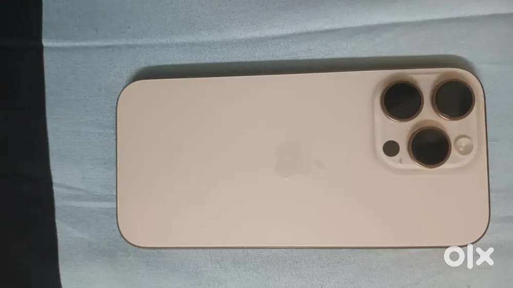 16 pro desert titanium