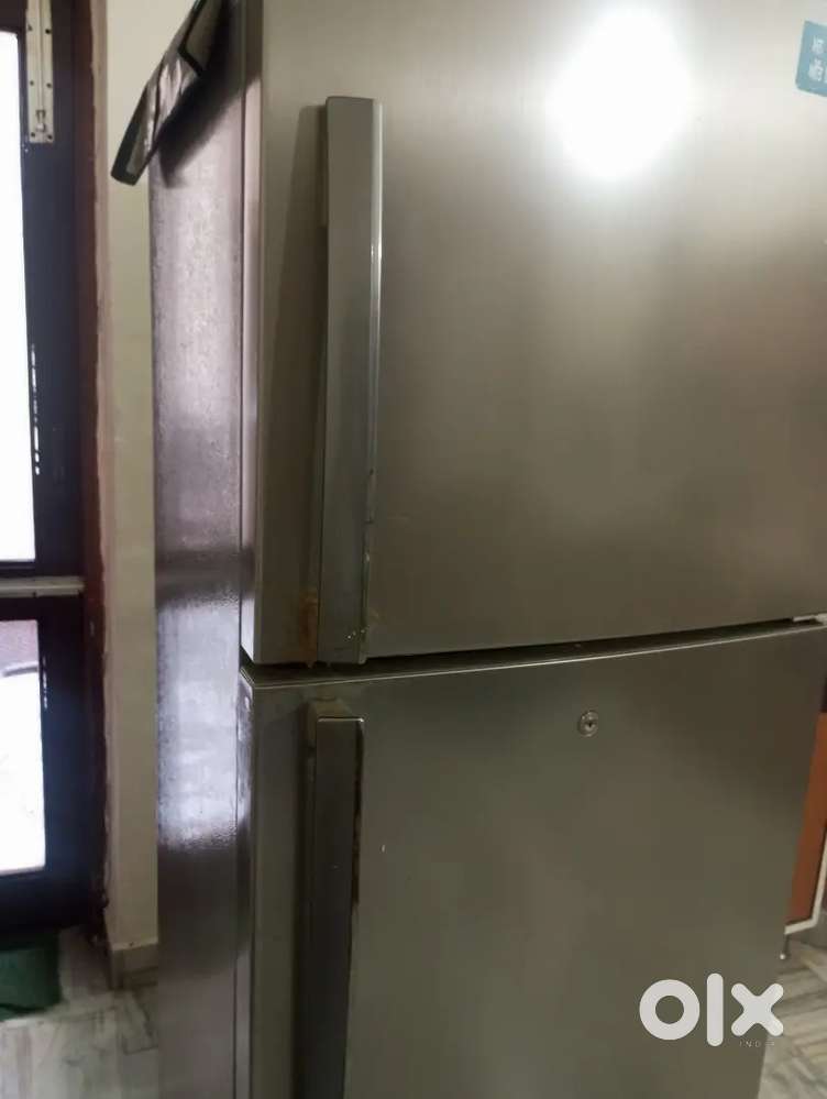 Frize for sale Brand Samsung Liter 400.