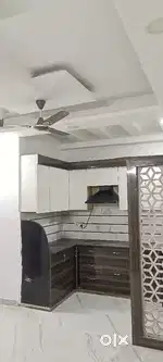 3bhk flat for sale in new colony  plot . qb