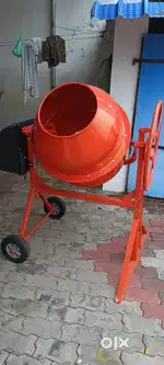 Concrete mixer machine is good condition