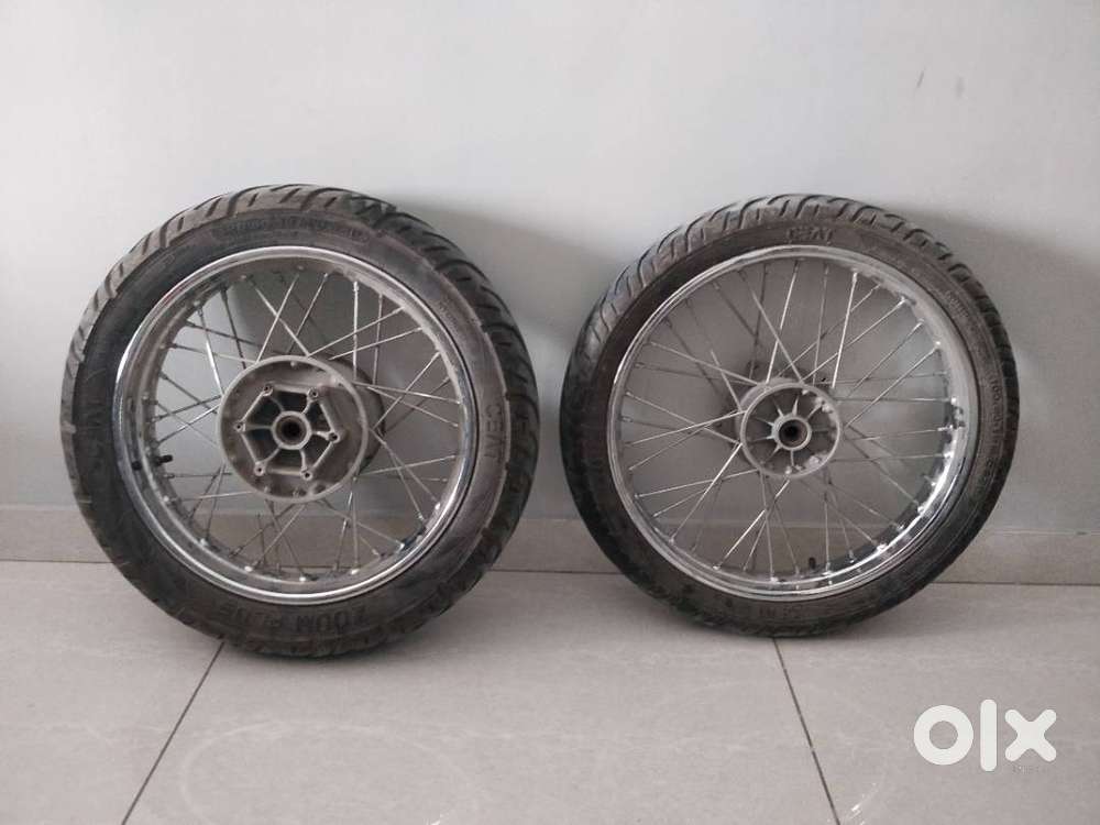 RE Original Classic 350 Reborn Spoke Wheels with Tyre with Tubee