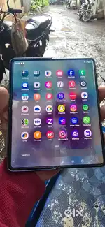 Samsung fold 3 good condition all display working but sound problem
