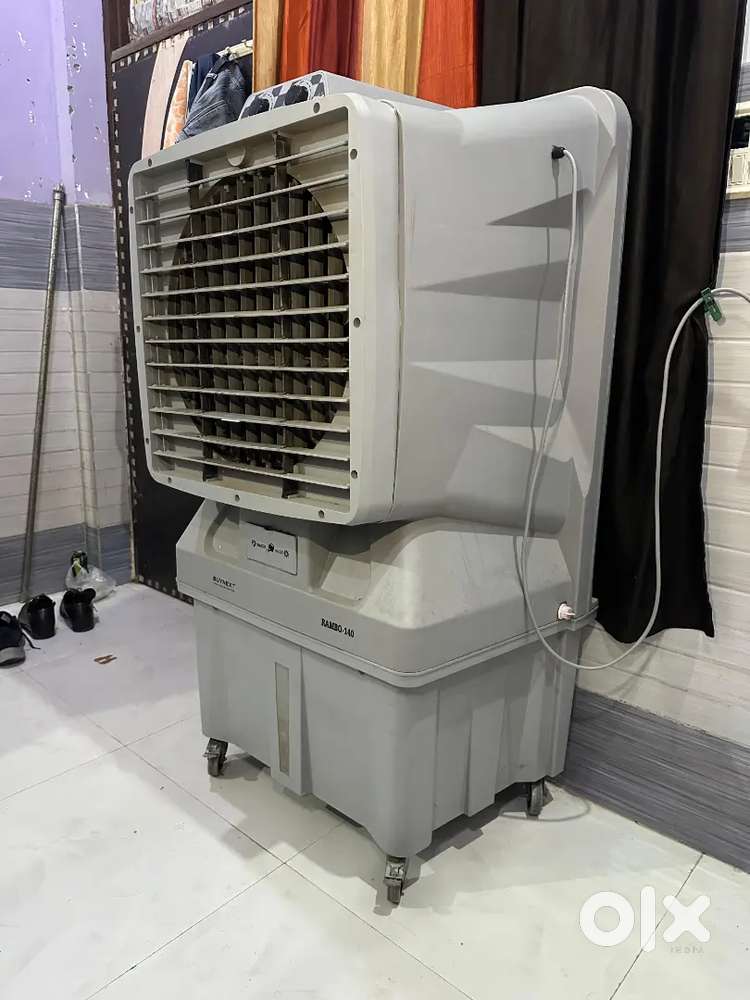 Cooler 140L New condition with warranty and bill Immediately selling