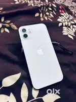 iphone 12 White Good conditoon