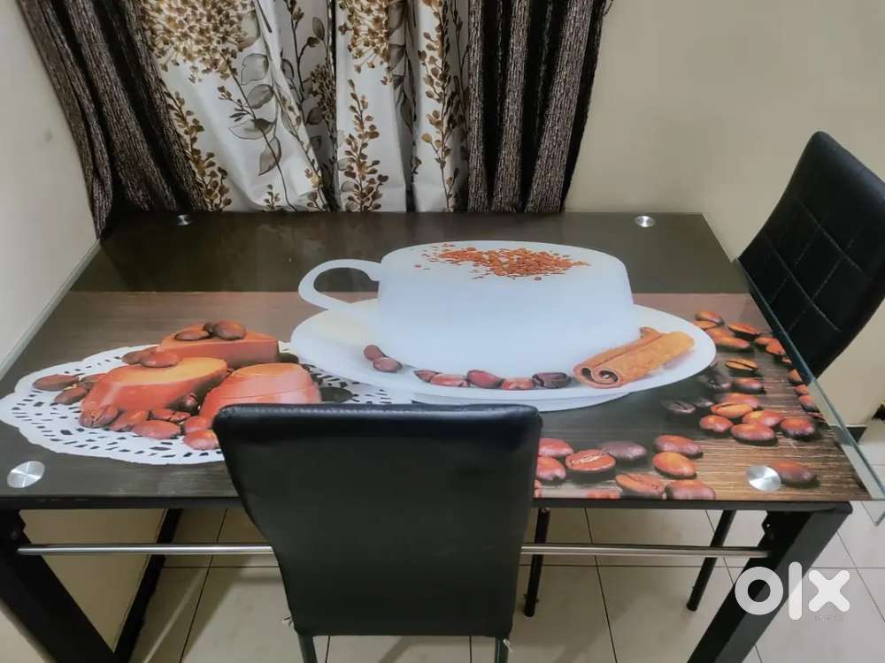 1 daining table, 4 chear