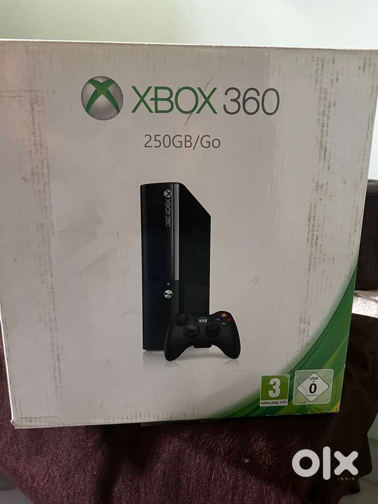 XBOX 360 Go BRAND NEW CONDITION NOT EVEN ONCE USED