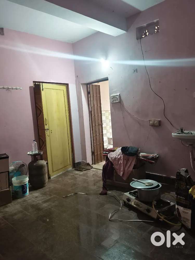 A single room for bachelor or a small family and godam