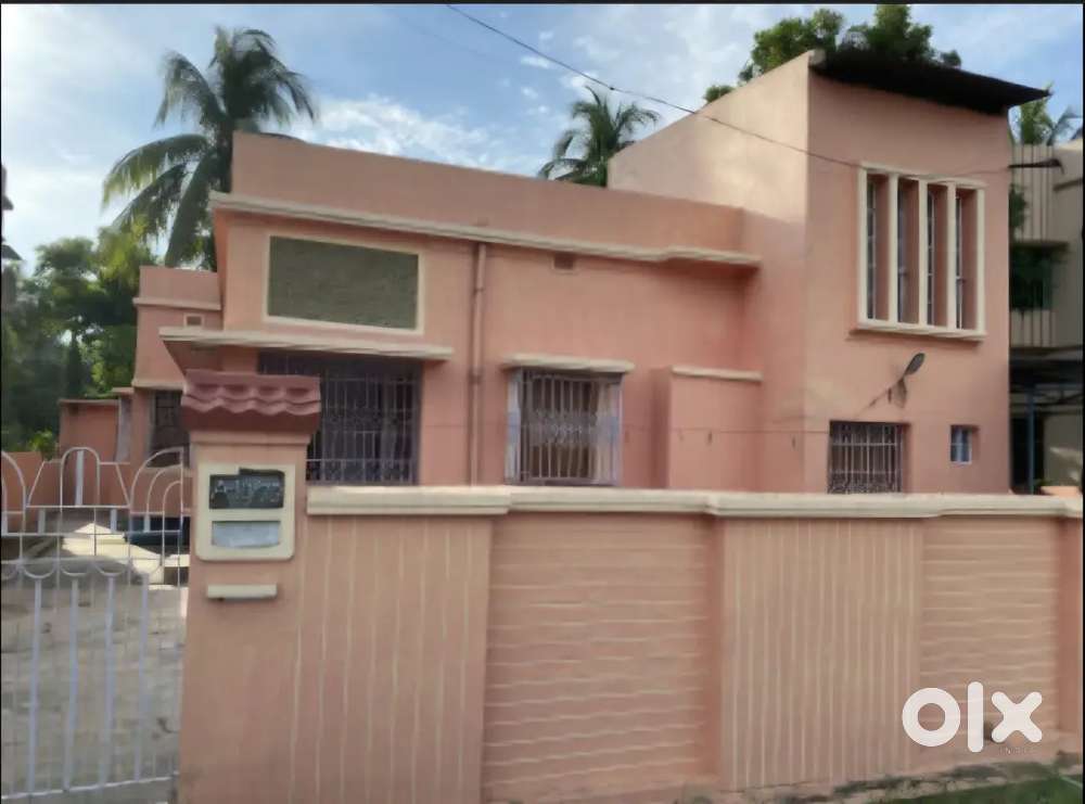 House Sale in gated society near