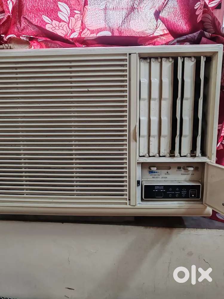 Ogernal Window AC 1Ton full working condition