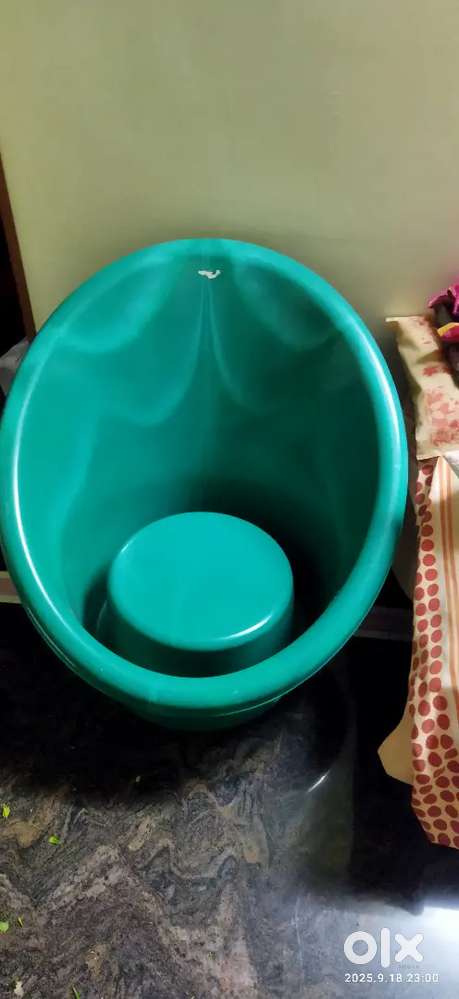 Tub chairs
