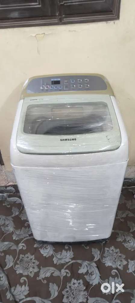 Fully automatic washing machine available