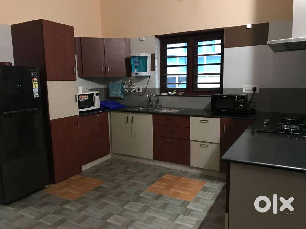 Fully furnished flats Houses villas for Rent in Thrissur