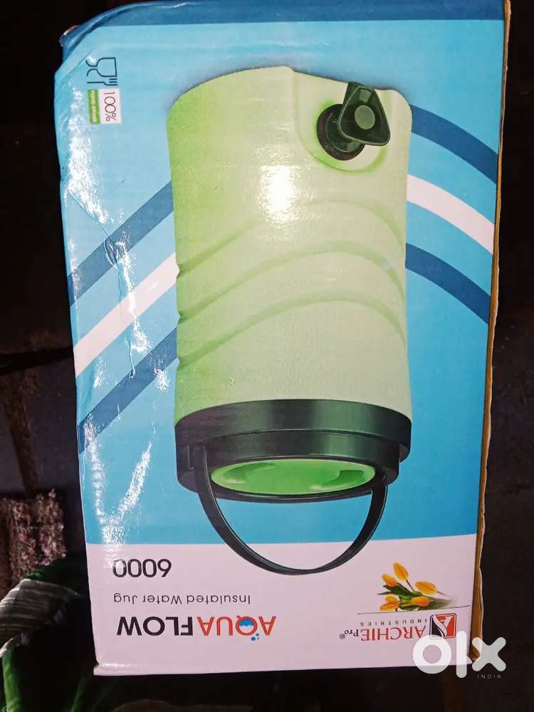 AQUA FLOW (Insulated Water Jug)