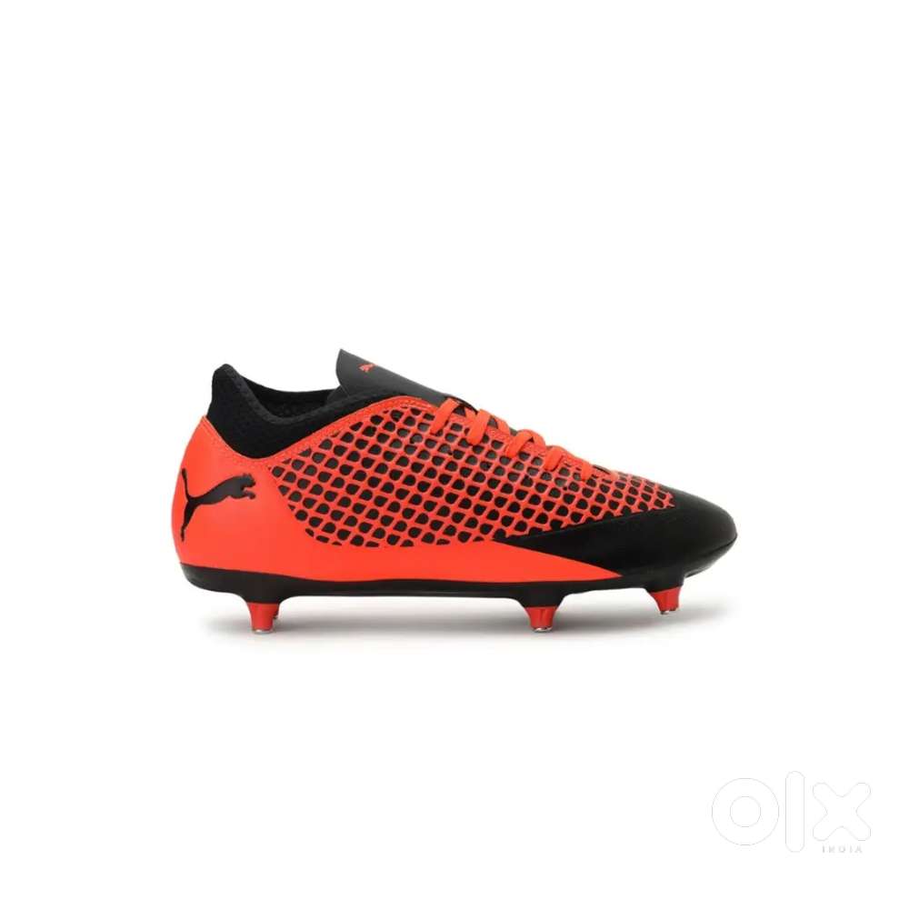 PUMA FUTURE FOOTBALL SHOES