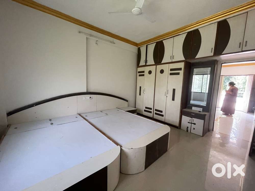 Shidhi bangala 1 st floure defence Rnd cooperating housing Society