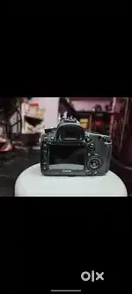 CANNON 5D MARK