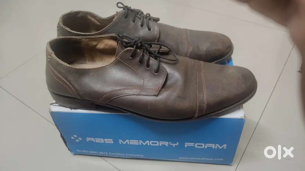 Leather shoes