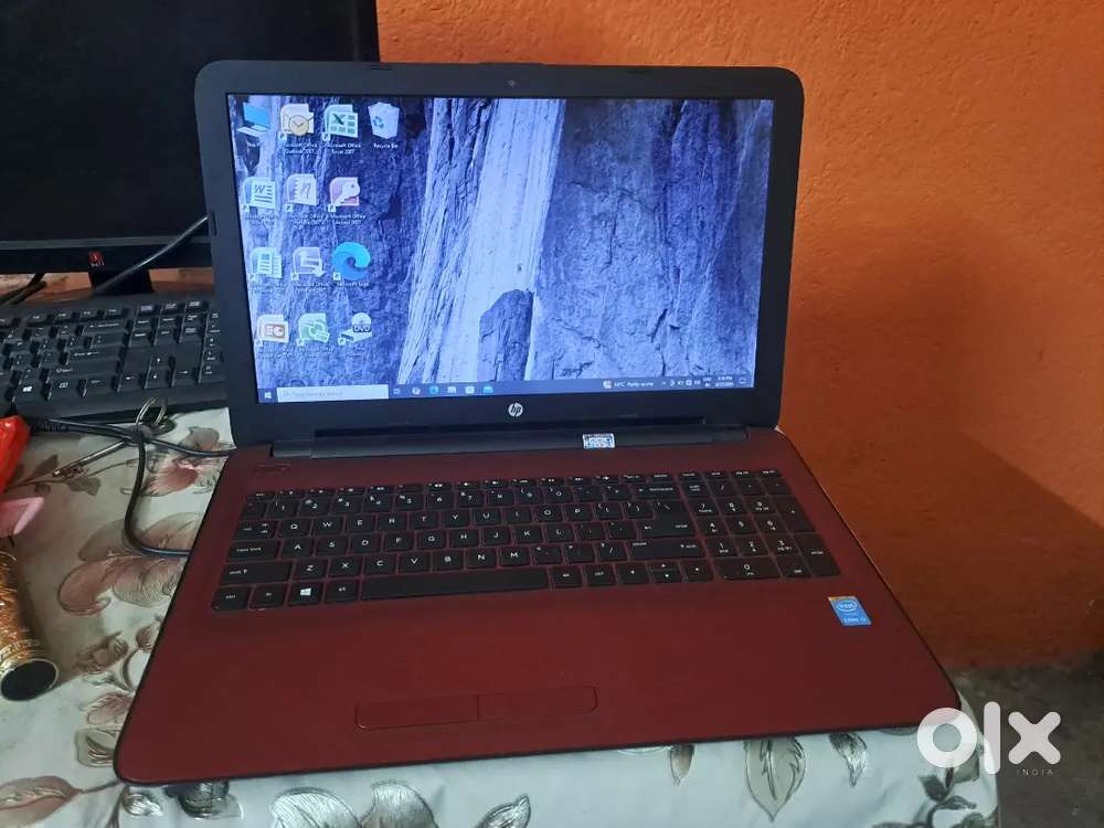 Hp Laptop (Fixed price)