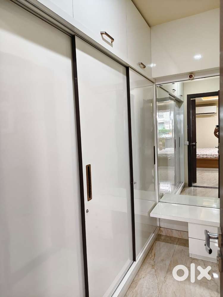 Couple friendly independent furnished luxury flat bechlors family