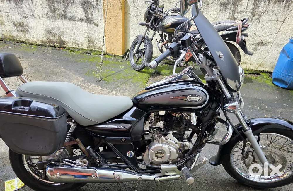 Avenger cruise 220cc.