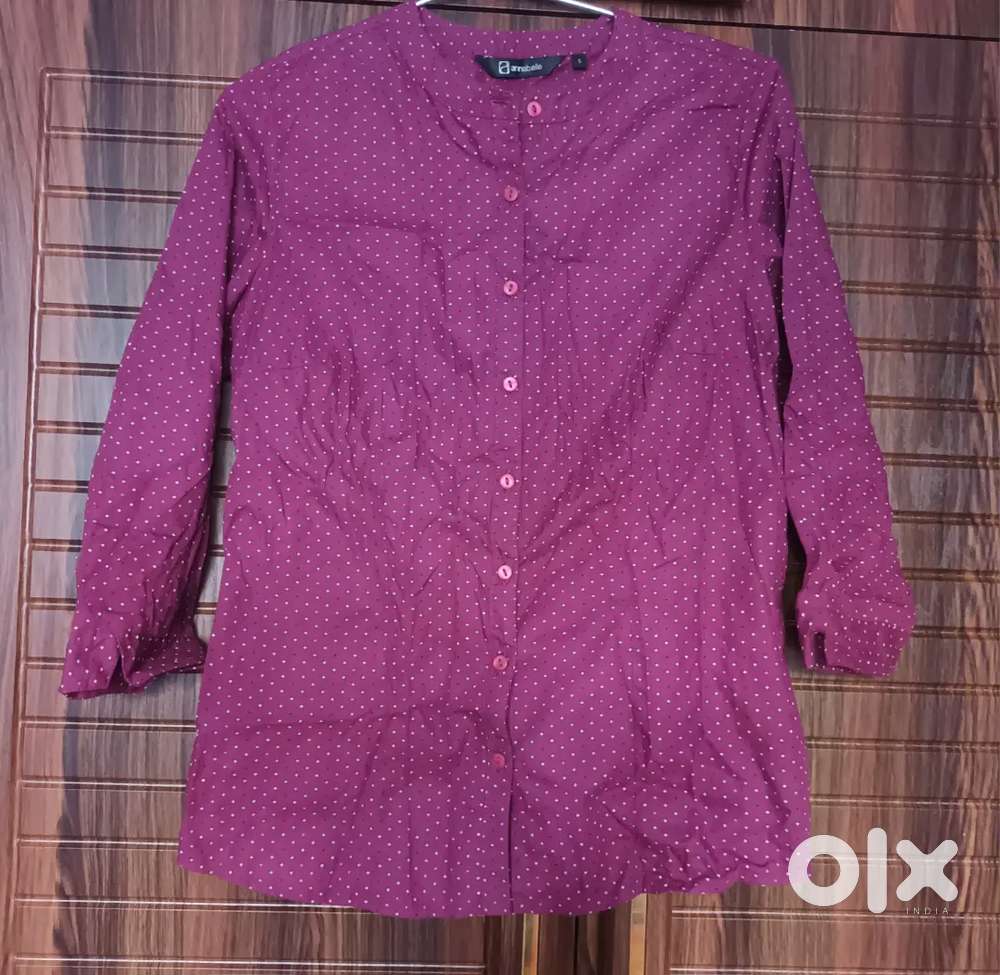 Maroon Polka Dot Shirt – Stylish & Barely Worn