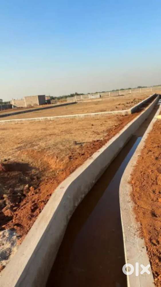 प्लॉट बेचना है नया रायपुर के करीब