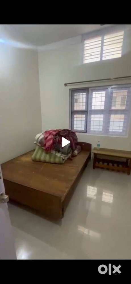 Queen size wooden cot for sale 8000