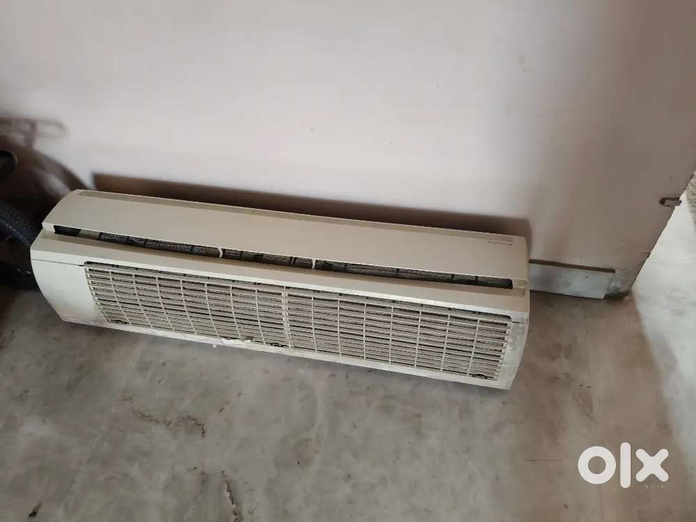 Daikin 1.5 ton AC
