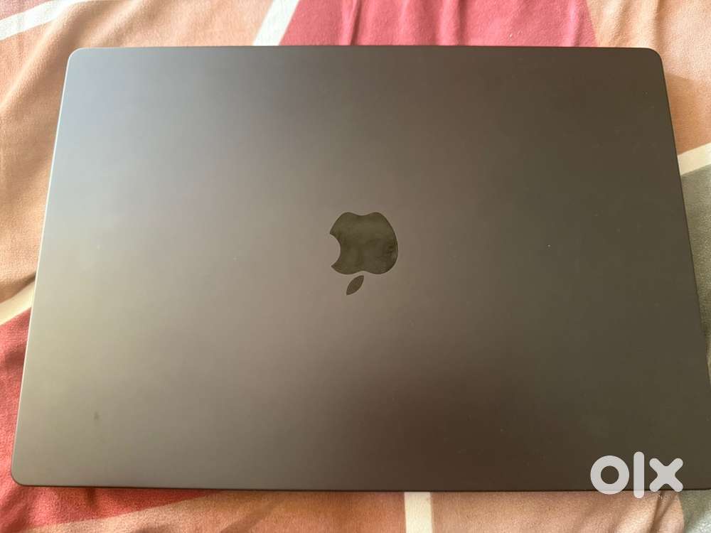 M1 pro max 64GB Macbook