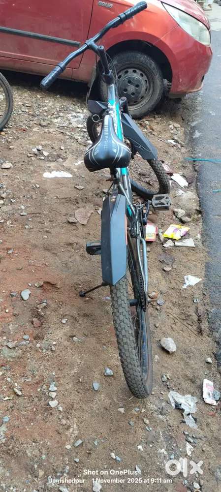 Selling bycycle  good condition for 4000