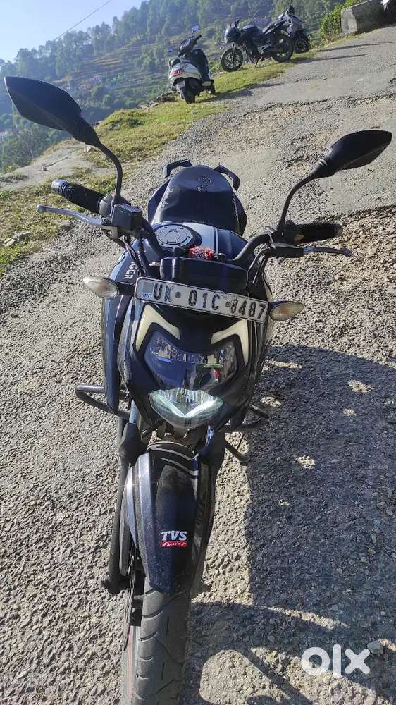 TVS Apache RTR 160 4 V