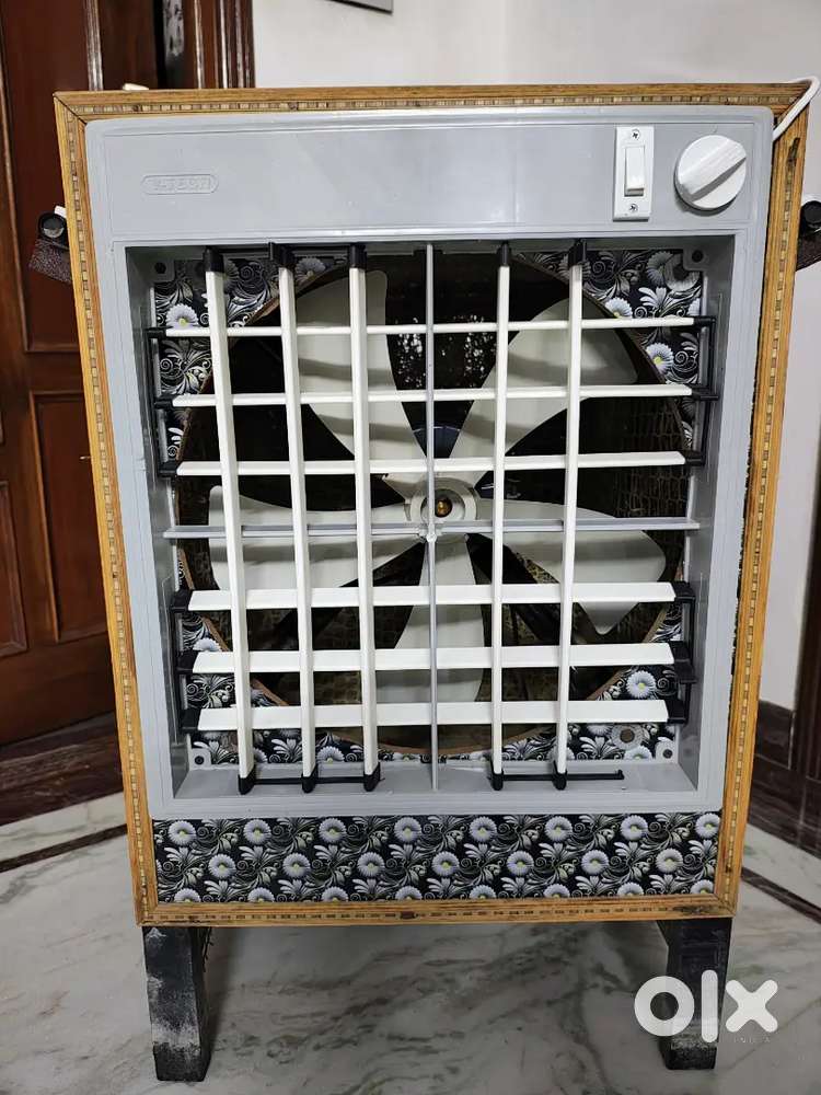 Wooden Cooler best condition year 2025