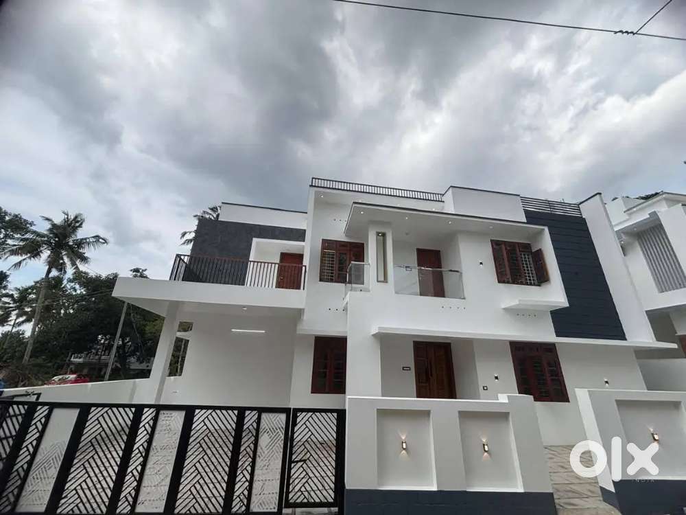 New house for sale Kazhakoottam Pothencode