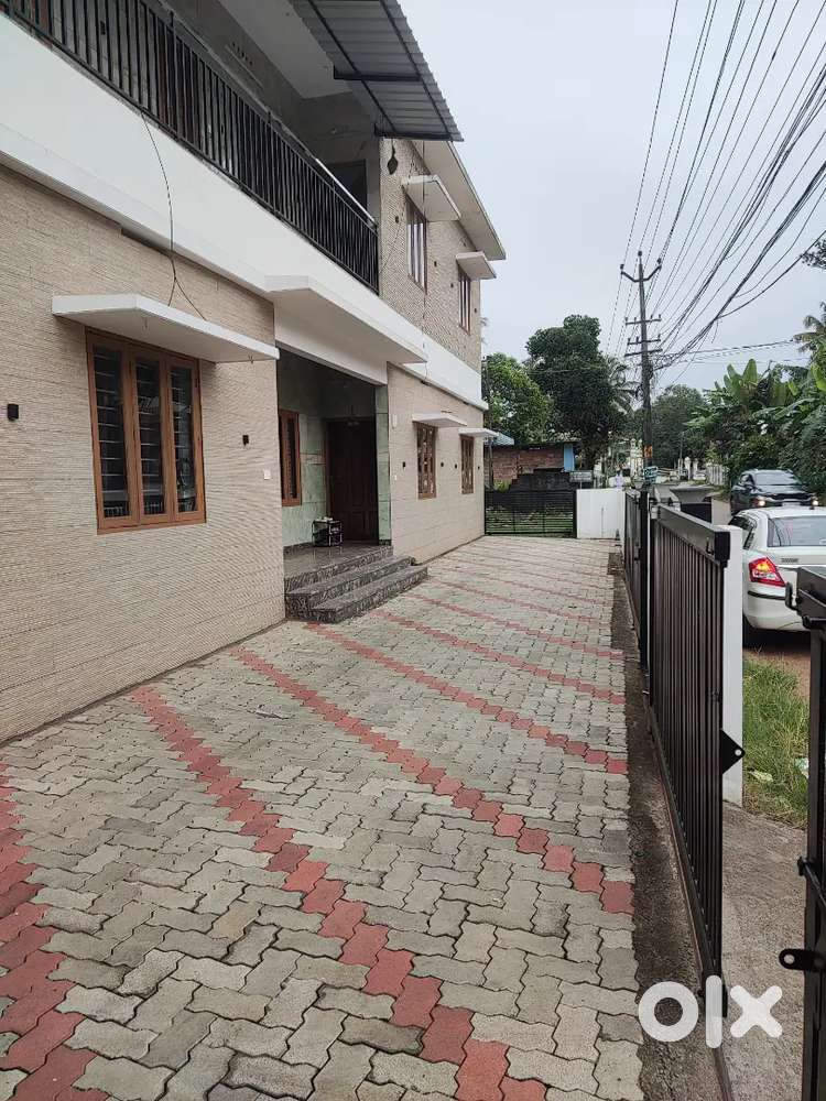 Need Roommate in a 2BHK