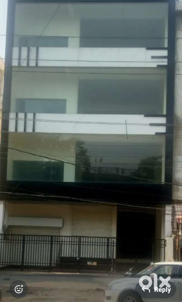 Commercial space for rent in George Town Allahabad