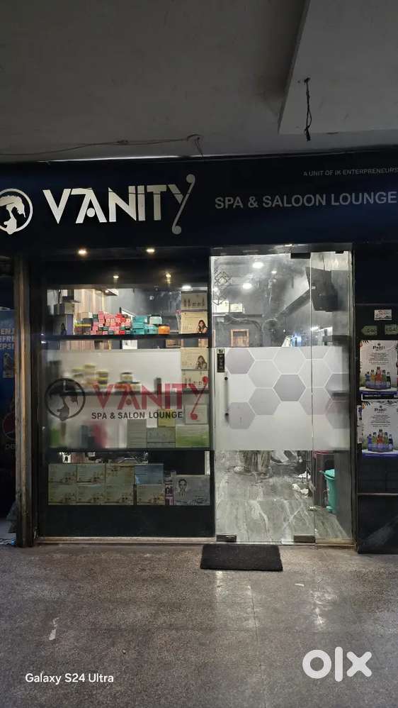 VANITY Salon For SALE.