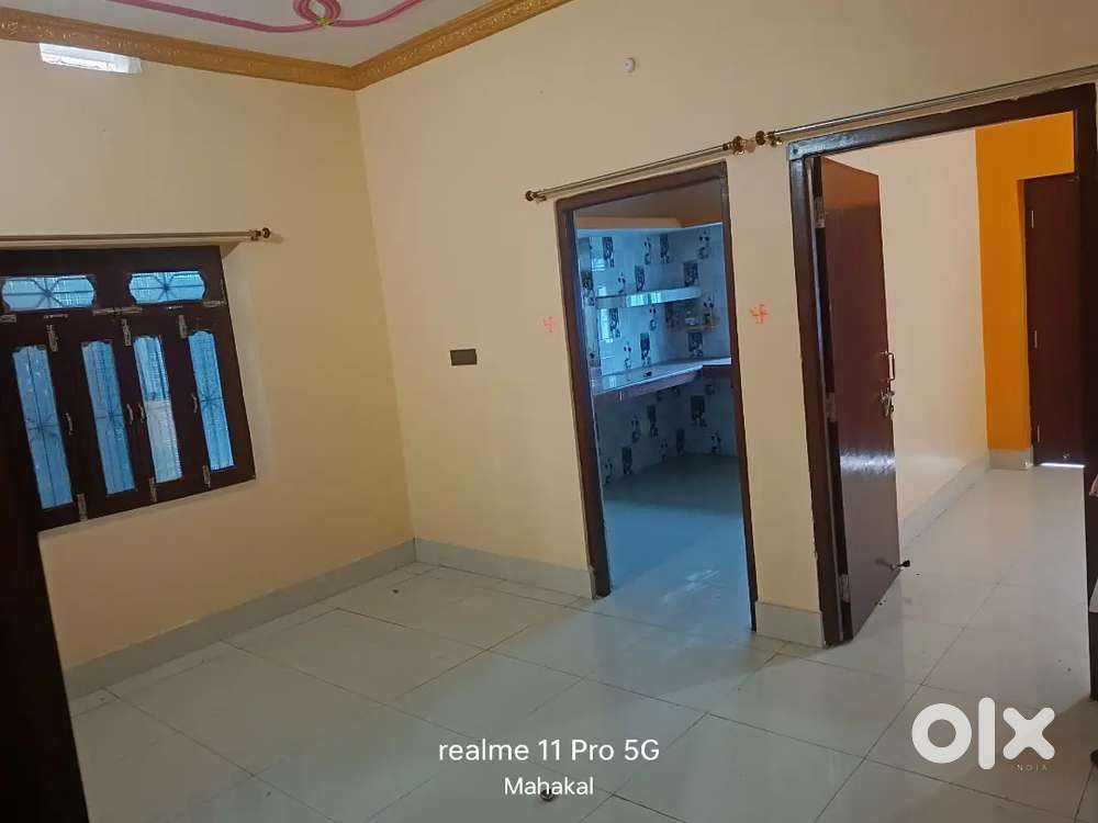 Near Gandhi maidan police line and political college