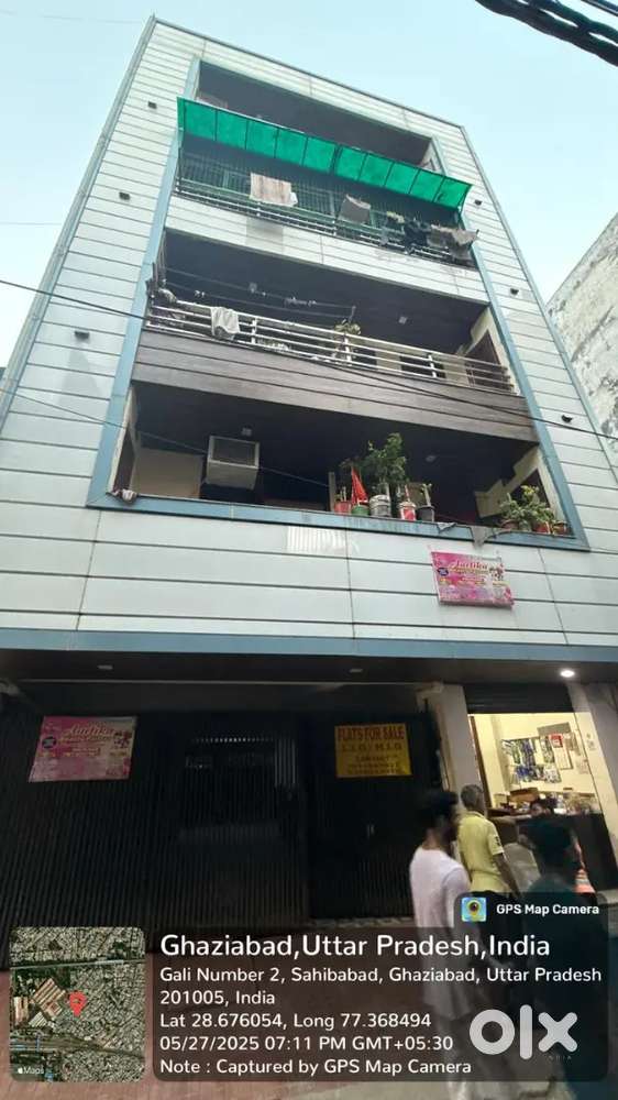 3bhk flat available in main shyam park sahibabad Ghaziabad