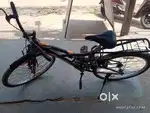 Streethawk 10 to 15 year old ka liya Kids Bicycle in black colour