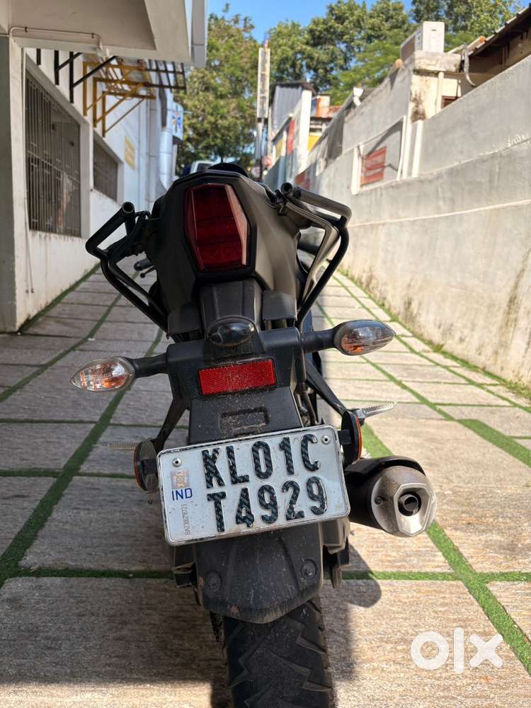 Yamaha R15 V4 - Good Condition,Single Owner,Well Maintained