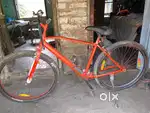 Very good condition, no and dameage or scratches