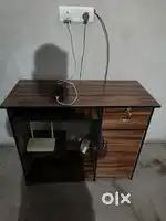 Computer table