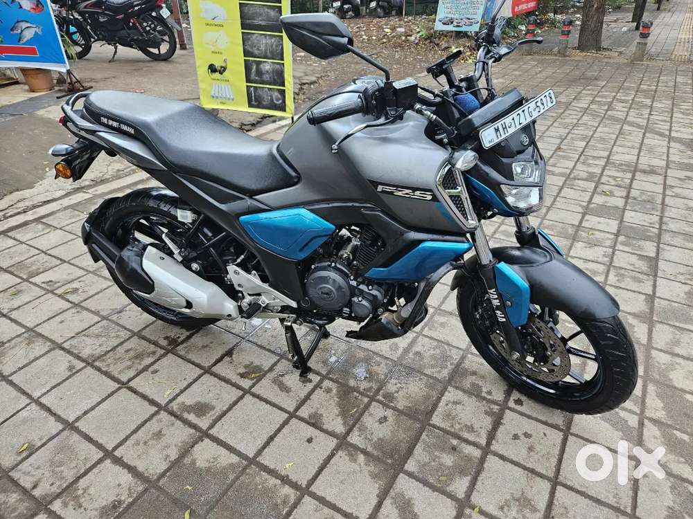 Selling My one handed used FZS in Excellent condition