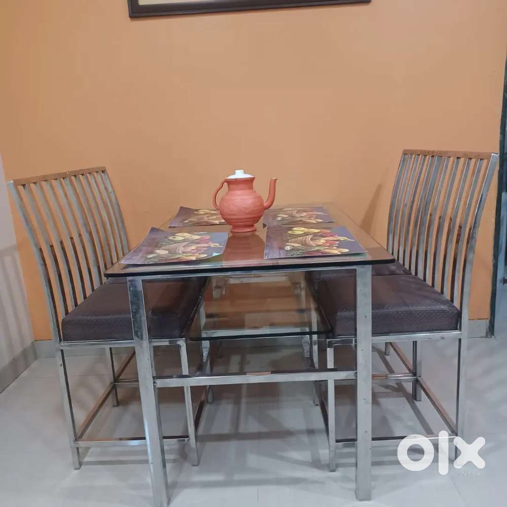 Dinning Table,4chsir