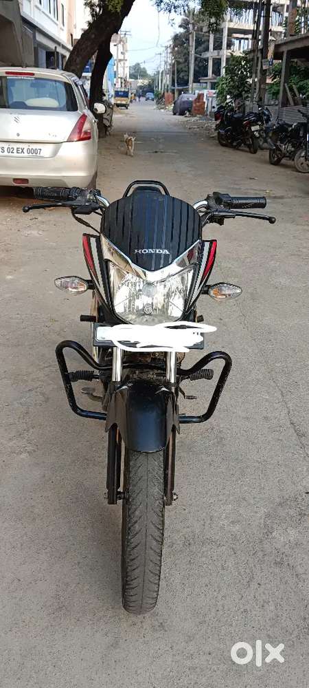 Honda CB shine