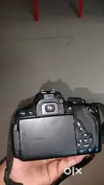 Canon EOS 700D DSLR